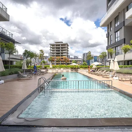 Near Airport Metro 1-bdr Gympool Apartamento
